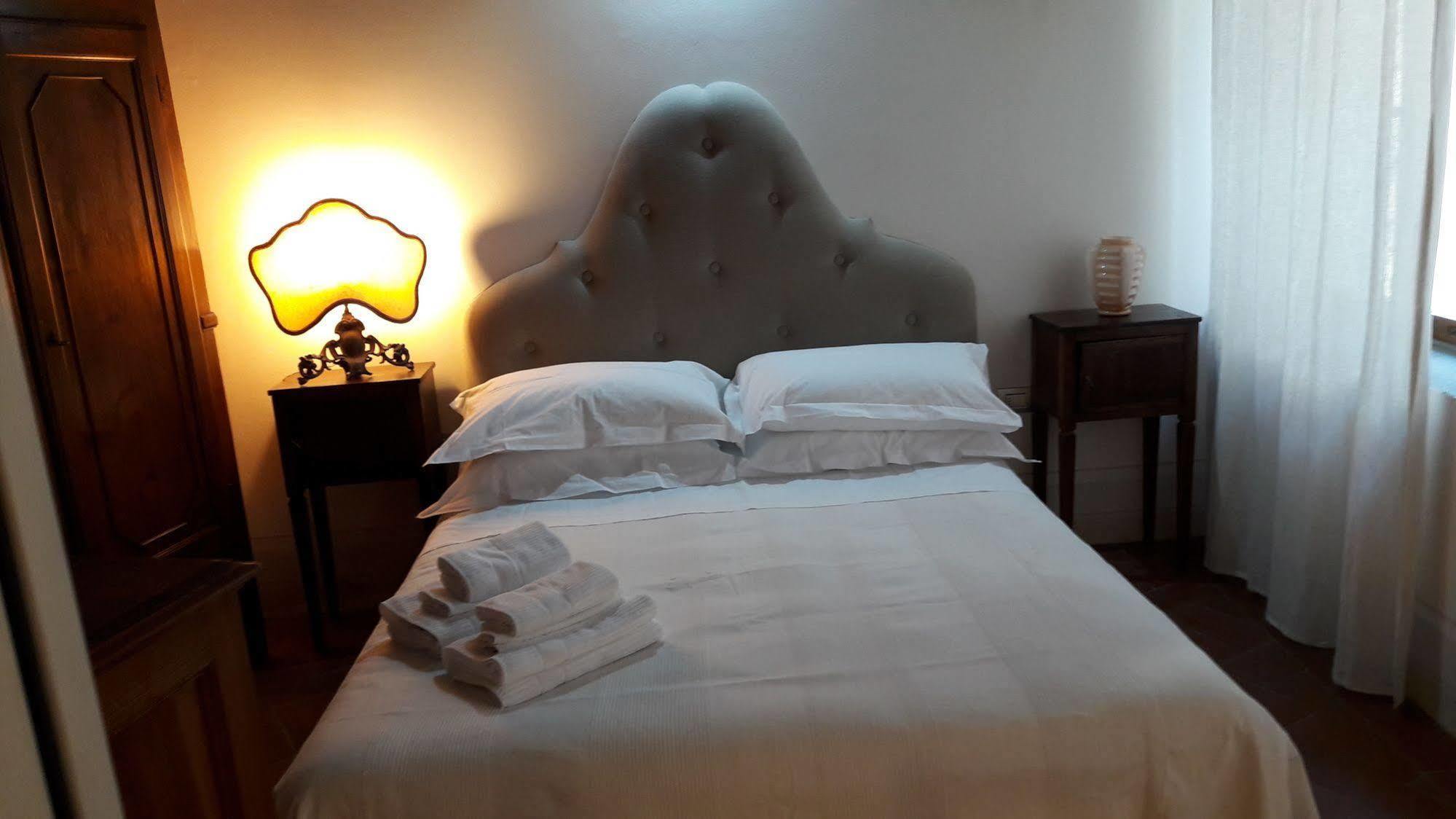 B & B Righi In Santa Croce Florencia Exterior foto